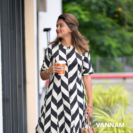 Co-Ord set in Aline pattern with one side pocket paired with Ankle length pant