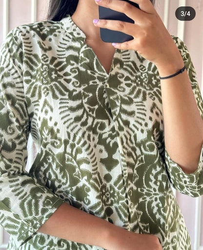 Co-Ord set in Aline pattern with one side pocket paired with Ankle length pant