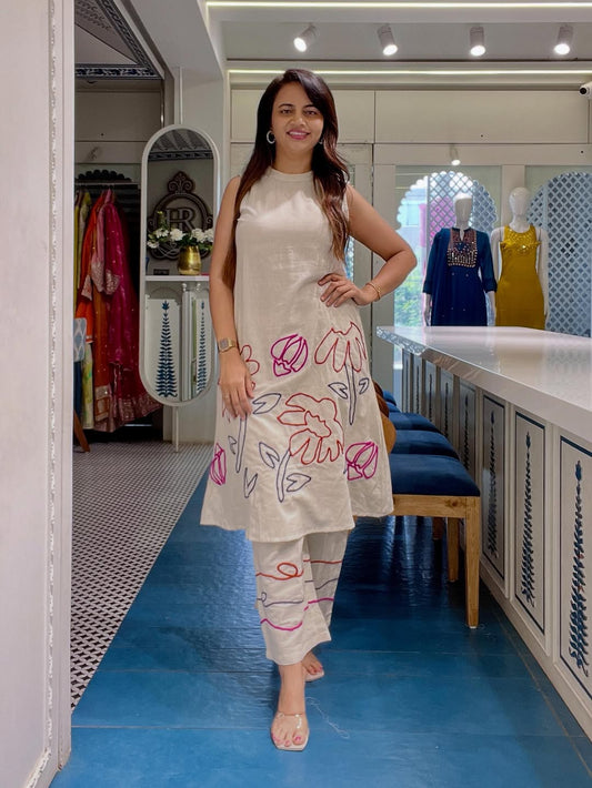 New Arrival Fully Embroidered Kurta Pant Set