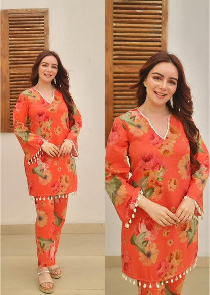 New Beautiful lace detailing kurta pant set