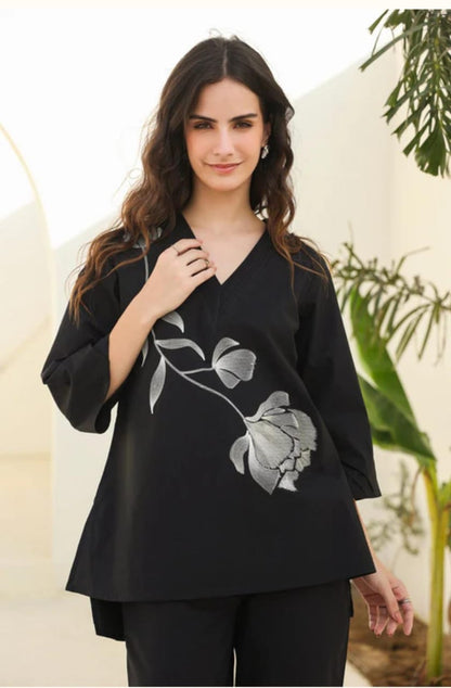 New Spring flower look Pintex kurta and Pant Set