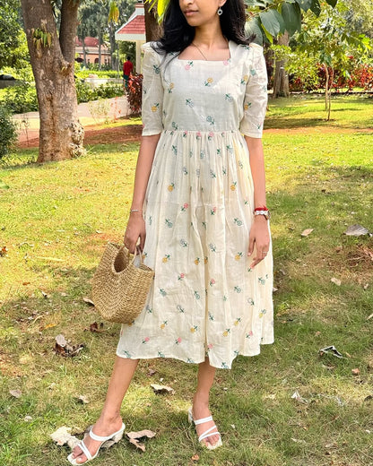 White Floral Midi Cotton Casual Dresses for women