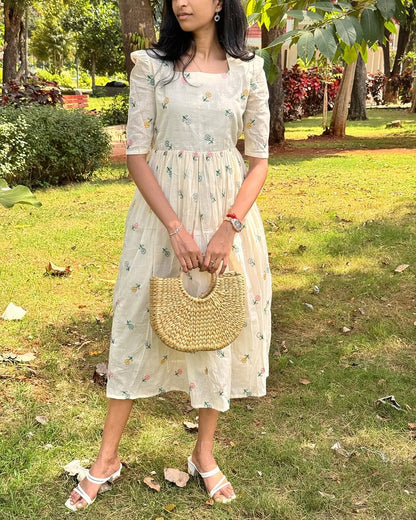 White Floral Midi Cotton Casual Dresses for women