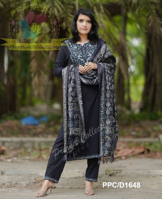 handloom embroidered cotton pants and baatik print Khadi silk dupatta to complete