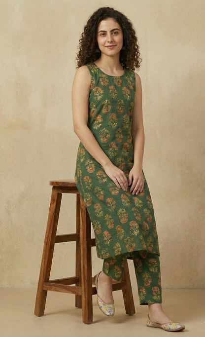 Deep Green Floral Block Print Sleeveless Kurta and Pant Set