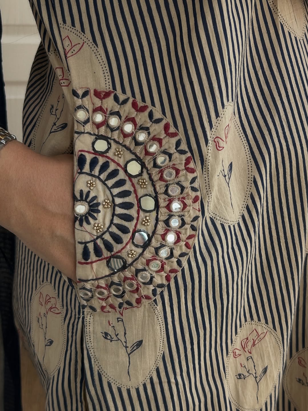 Elegant Beige Striped Kurta Set with Deep Blue Dupatta