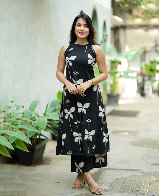 Bold Black & White Botanical Print Sleeveless Kurta Set